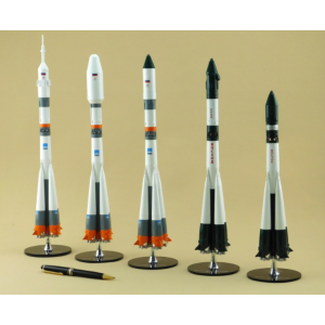 Коллекция моделей ракет носителей на базе Р7 (М1:144)